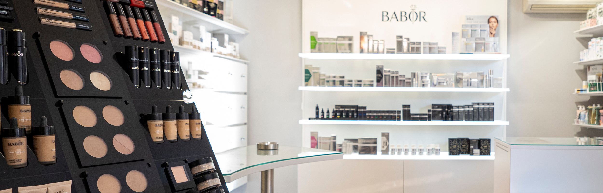 Slider Institut Produktwand